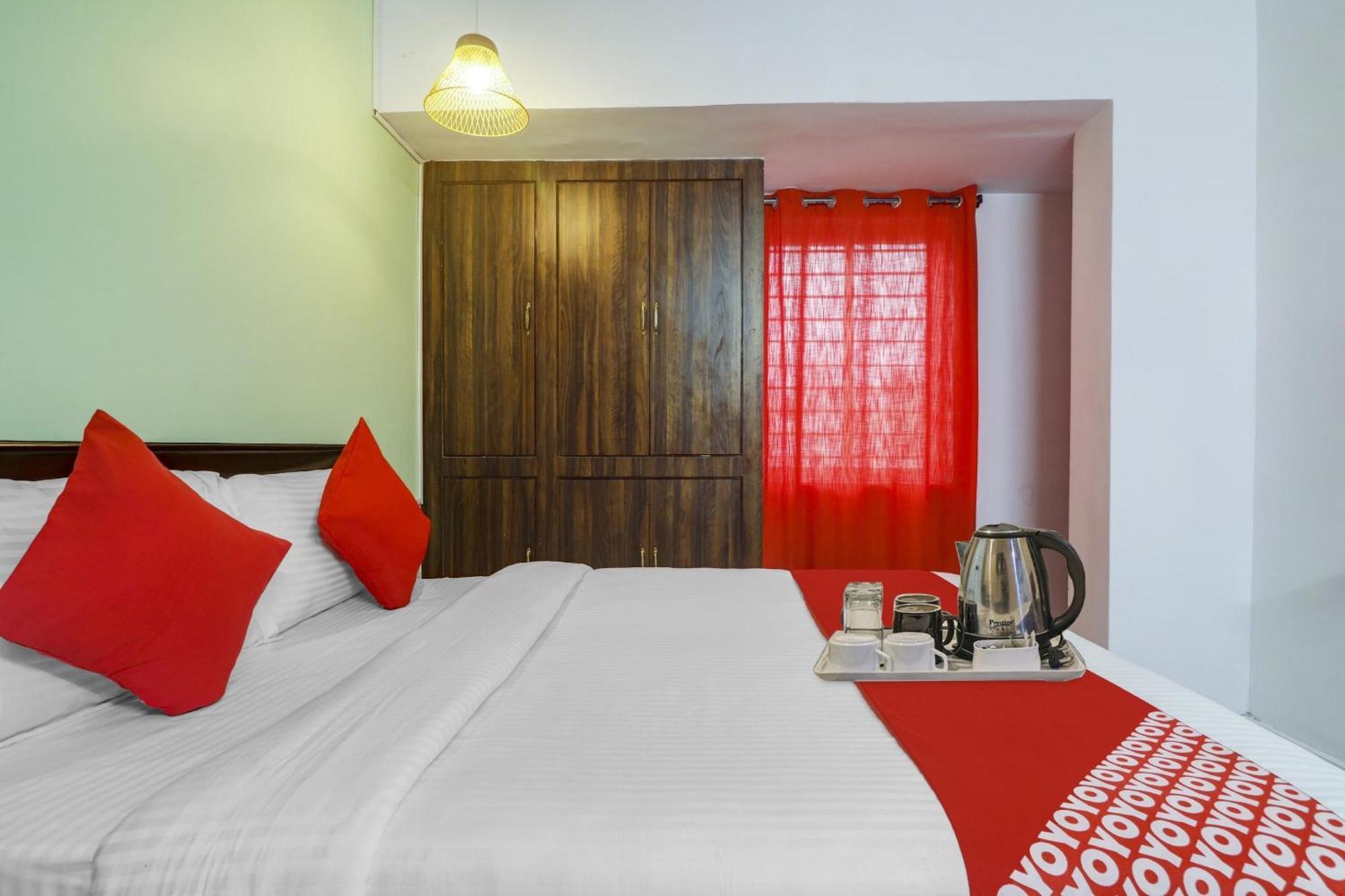 Hotel O Broholic Hotels Near Botanical Garden Hyderabad Exterior foto