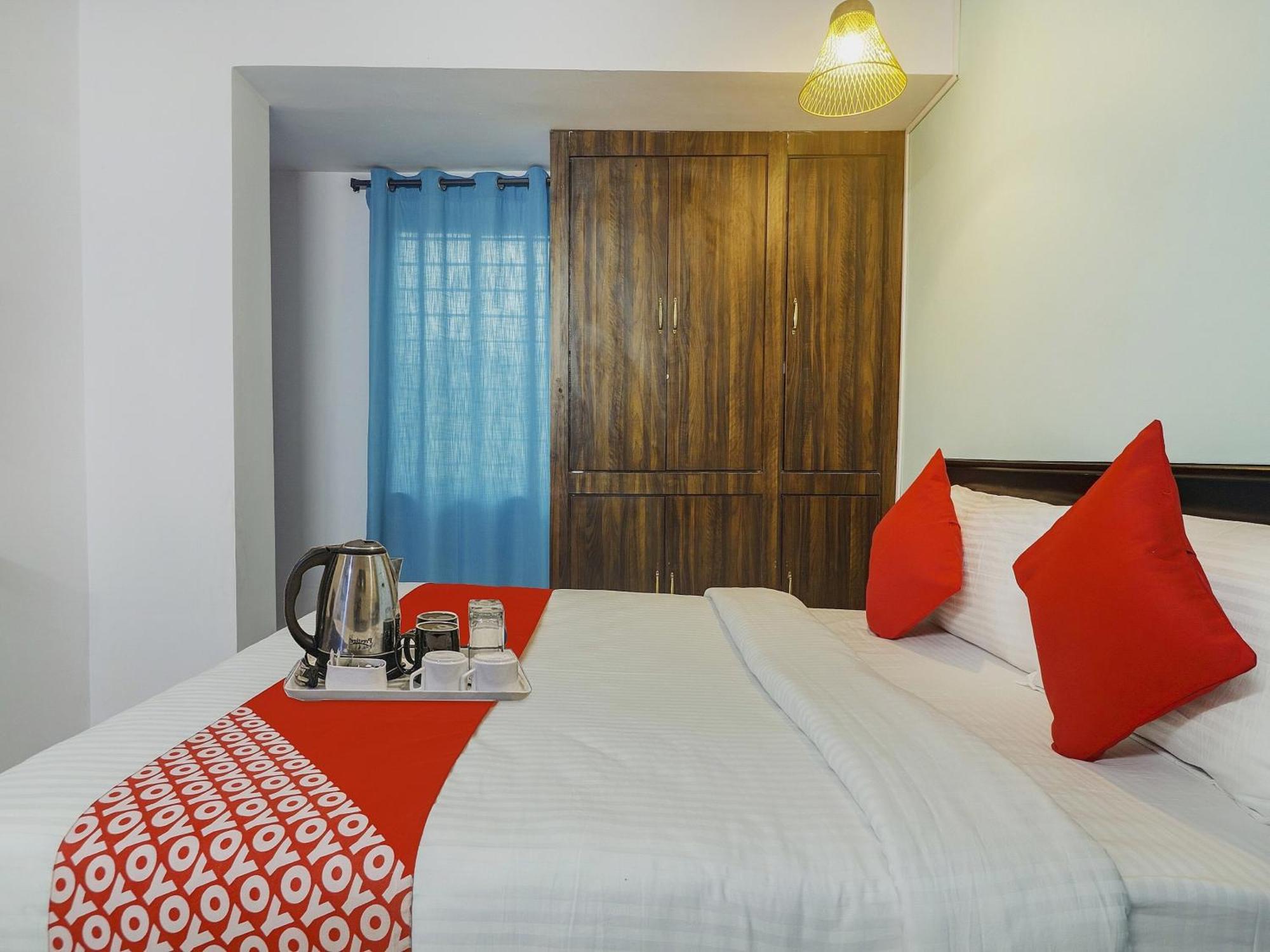 Hotel O Broholic Hotels Near Botanical Garden Hyderabad Exterior foto